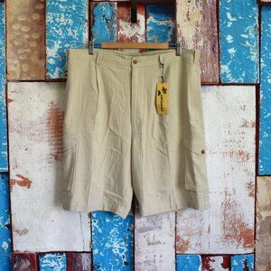 Men's Cafe Havana Cargo Shorts Silk Beach Resort Casual SIZE 38 Beige NEW